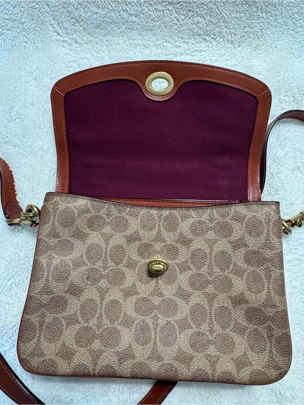 Coach Cassie Crossbody - Picture 7 of 13